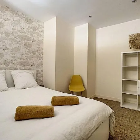 L'abbat-jour Le Beryl • Plein Sud • Thermes Баньер-де-Бигор