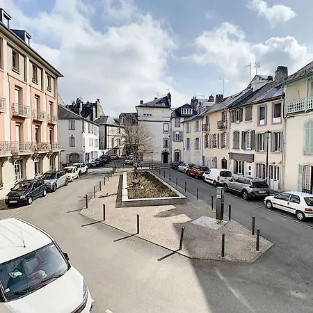 L'abbat-jour Le Beryl • Plein Sud • Thermes Apartment